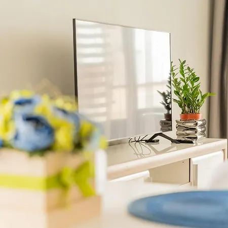 Apartament Sea &